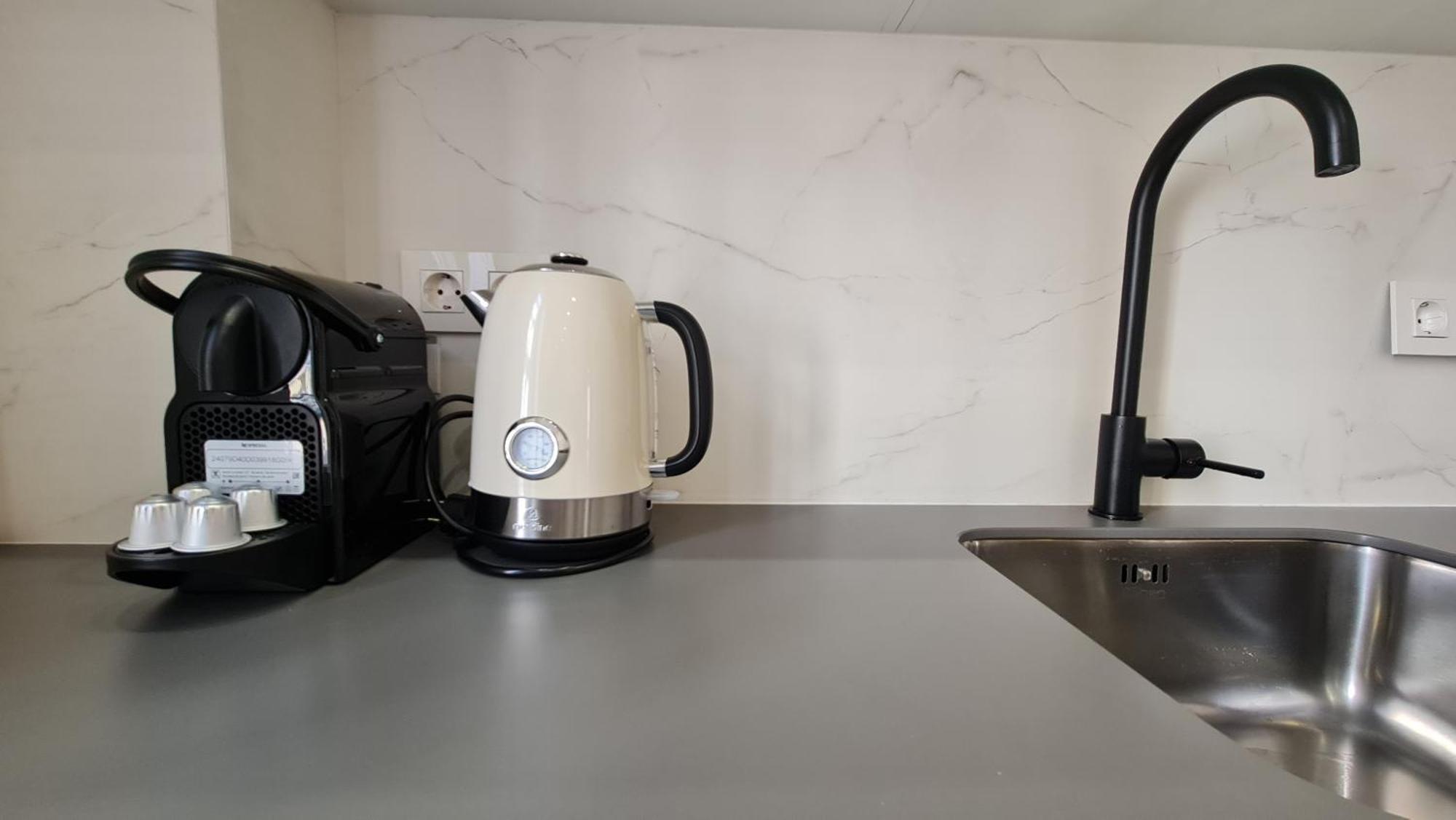 Navas 101 Cosmopolitan Loft Apartment Granada Luaran gambar
